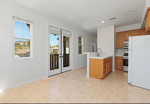 Kitchen and living area - 3217 Rancho Milagro