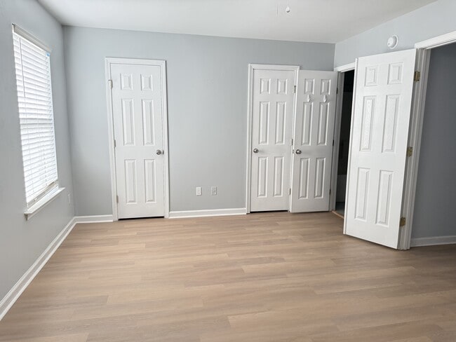 Building Photo - 1206 Maroon Dr