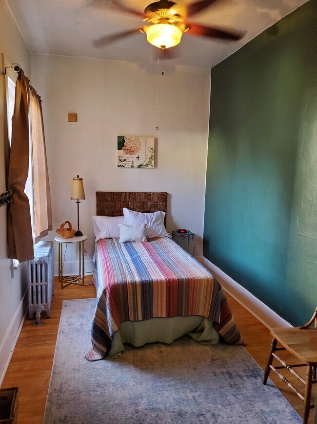 Guest bedroom - 1509 W 12th Ave