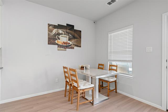 Building Photo - 1206 Fox Chase Dr