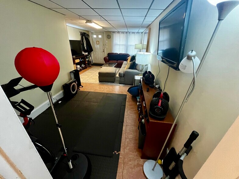 Building Photo - 250 Congress Ave