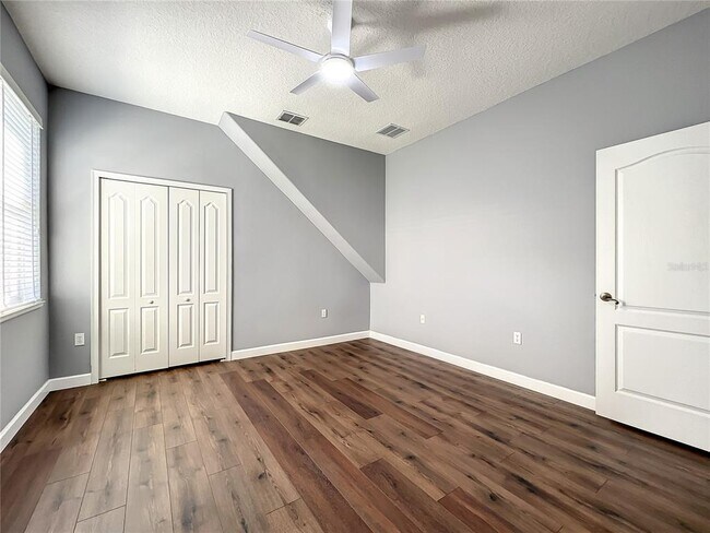 Building Photo - 10041 Oak Quarry Dr