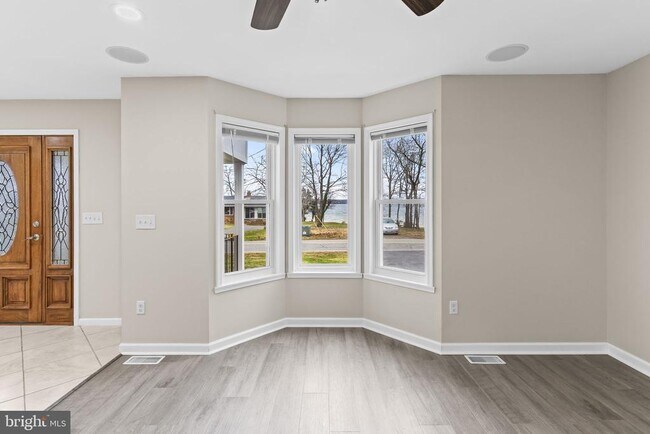 Building Photo - 25001 Half Pone Point Rd