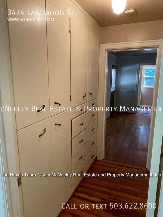 Building Photo - 3474 Lanewood St