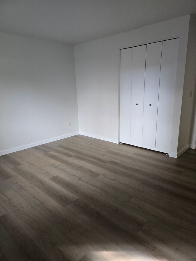 Building Photo - 3 bed 2 bath Single Home for Rent in Grant...