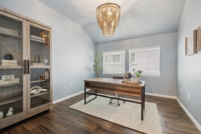 Building Photo - 16720 Horondelle Dr