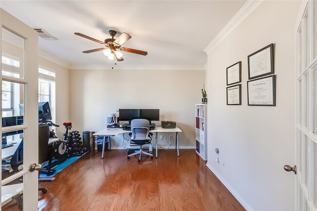 Building Photo - 9001 Sunburst Terrace