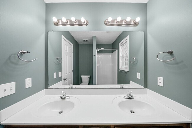 Building Photo - Lovely Home in Arbor Greene Neighborhood w...