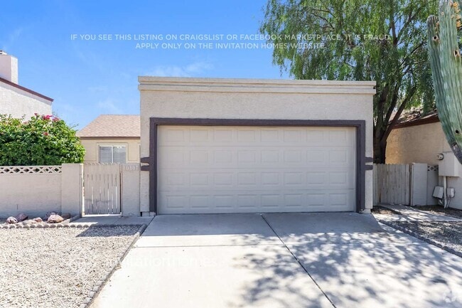 Building Photo - 10107 N 65th Ln
