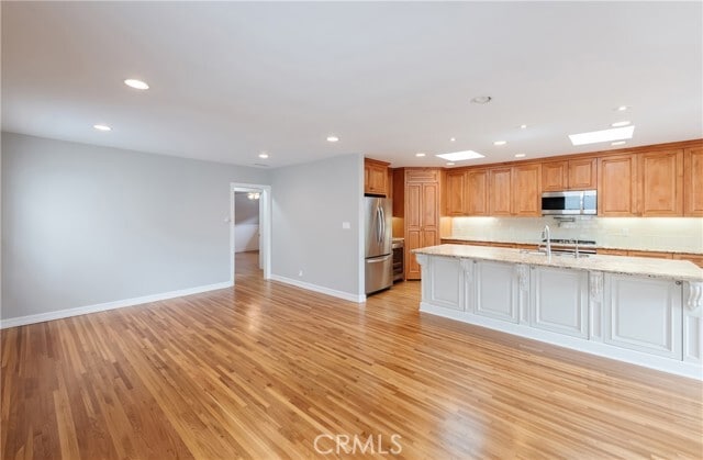 Building Photo - 421 6th St