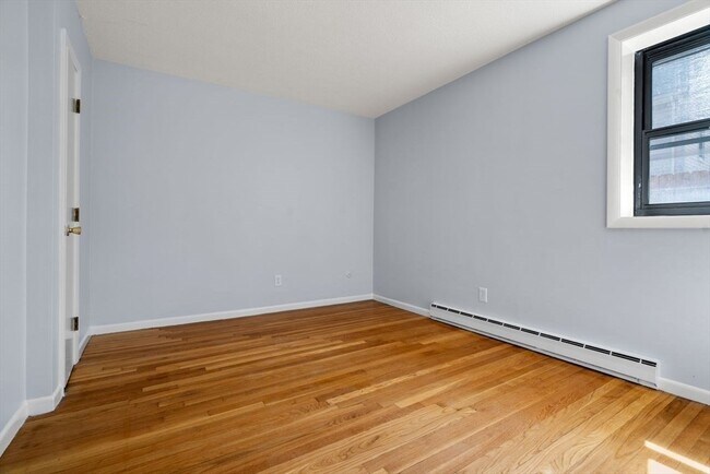 Building Photo - 22 Branchfield St