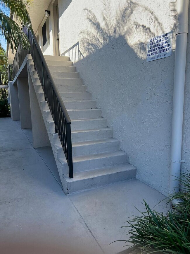 Building Photo - 3223 NW 102nd Terrace