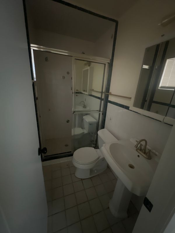 Building Photo - 134 Aldrich Dr