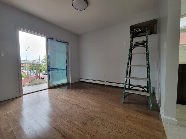 2nd floor - 6401 155th St