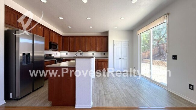 Building Photo - 9172 Ocotillo Ave