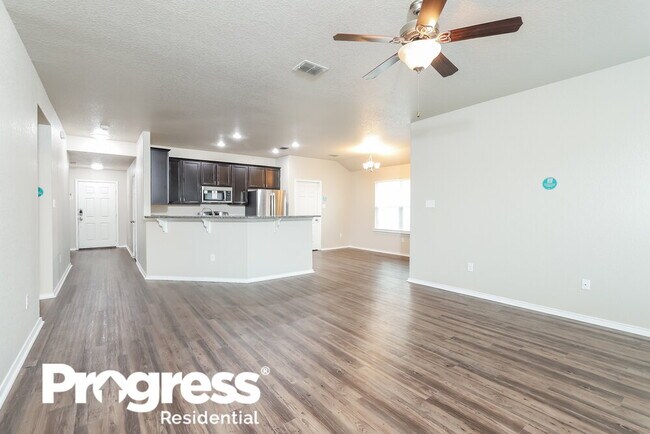 Building Photo - 7207 Marina Del Rey