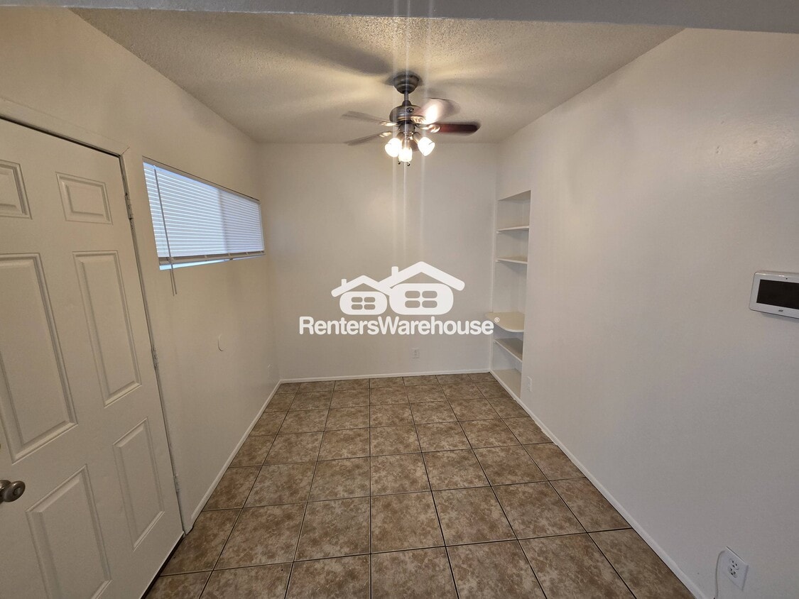 Building Photo - 3735 W Dunlap Ave