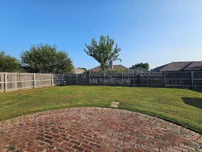 Building Photo - 11003 East 119th St N