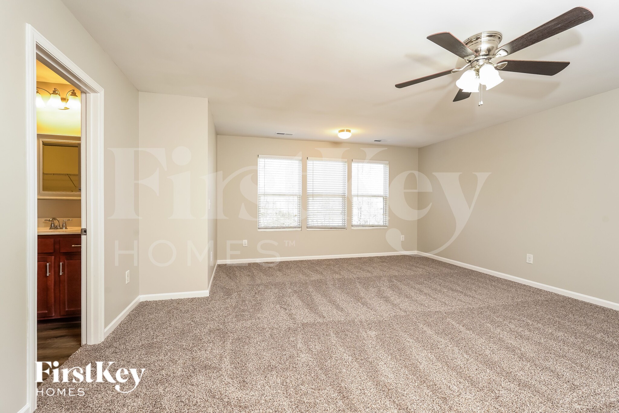 Building Photo - 409 Soaring St