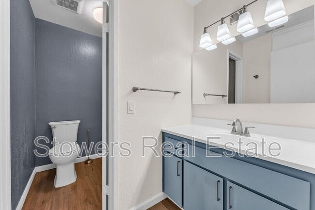 Building Photo - 503 Woodminster Dr