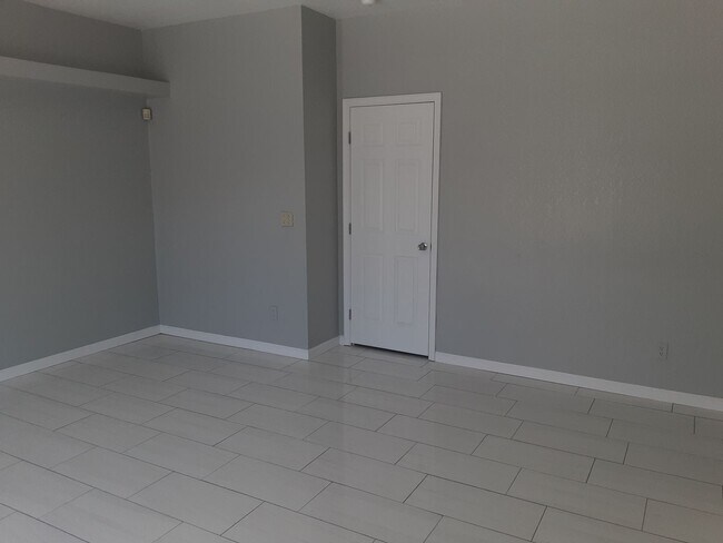 Building Photo - Corner Lot Home in Gated Santa Teresa