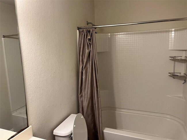 Building Photo - 9932 Aly May Dr