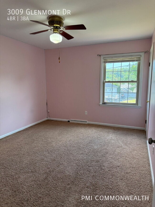 Building Photo - 3009 Glenmont Dr