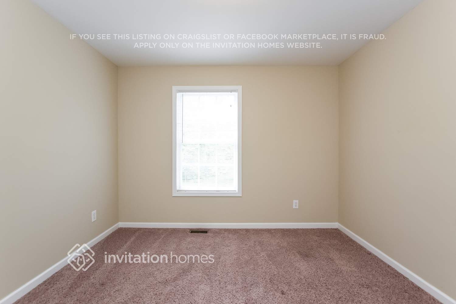 Building Photo - 3669 N Hampton Dr
