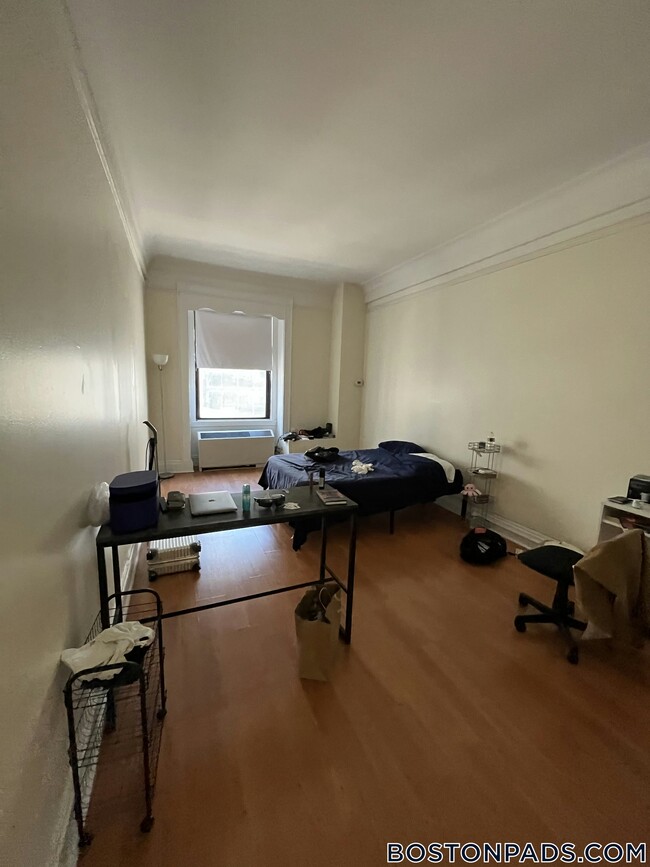 Building Photo - 62 Boylston St