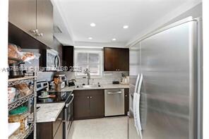 Building Photo - 7560 SW 82nd St