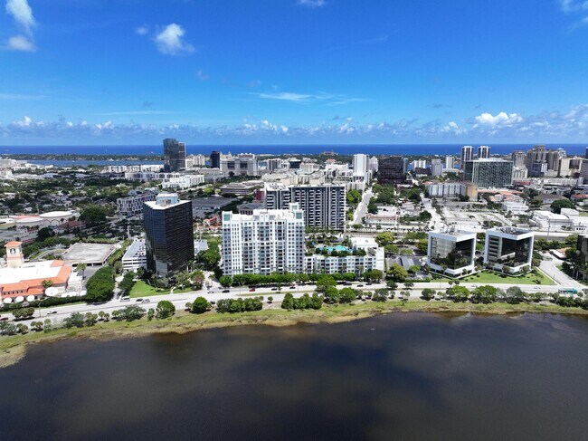 Building Photo - 300 S Australian Ave