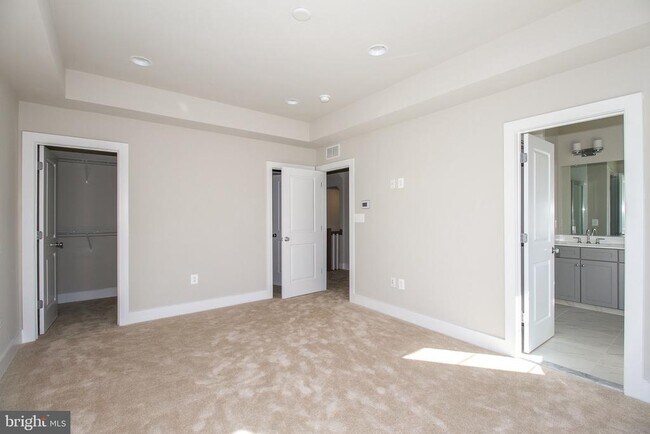 Building Photo - 4932 Trail Vista Ln