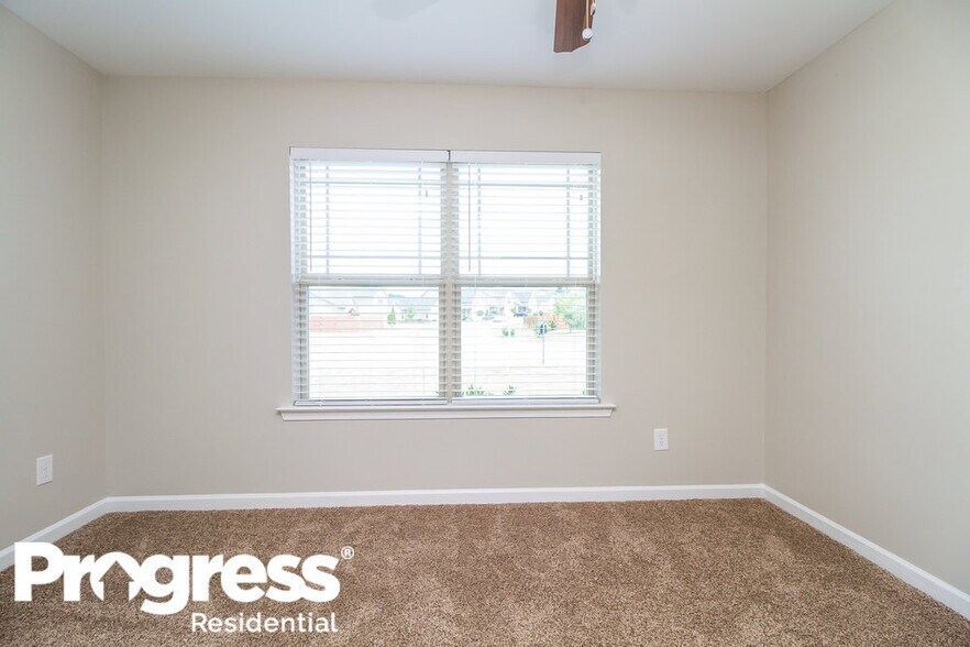 Building Photo - 2109 Longhunter Chase Dr