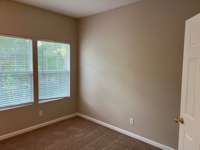 Building Photo - 732 E Mack Bayou Dr