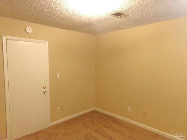 Building Photo - 1375 Bakalane Ct