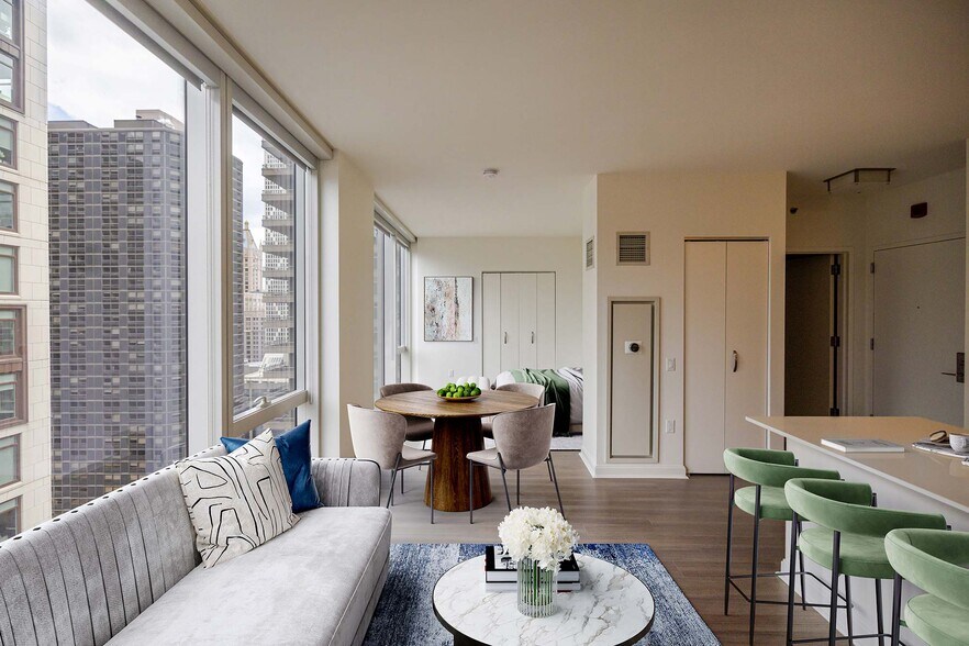 Interior Photo - 500 Lake Shore Drive