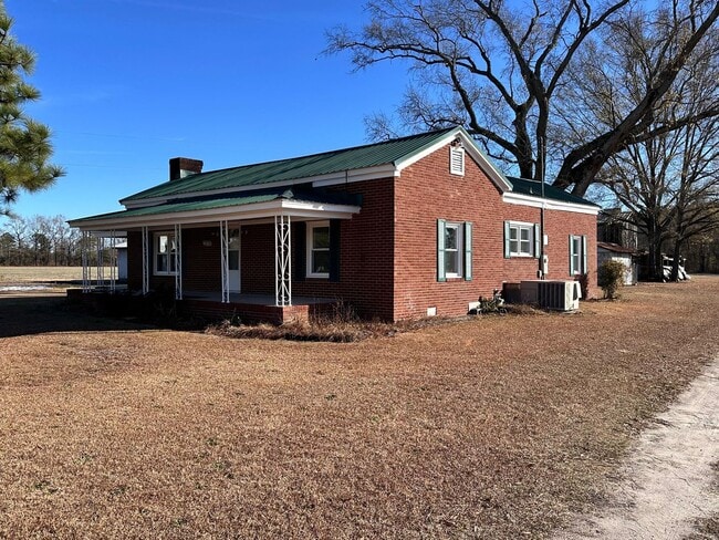 Building Photo - 2278 Old Creek Rd