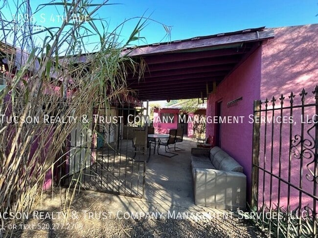 Building Photo - 1036 S 4th Ave