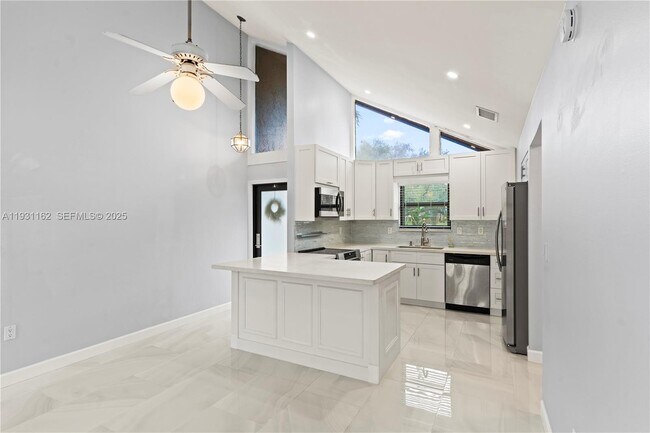 Building Photo - 9301 SW 130th St