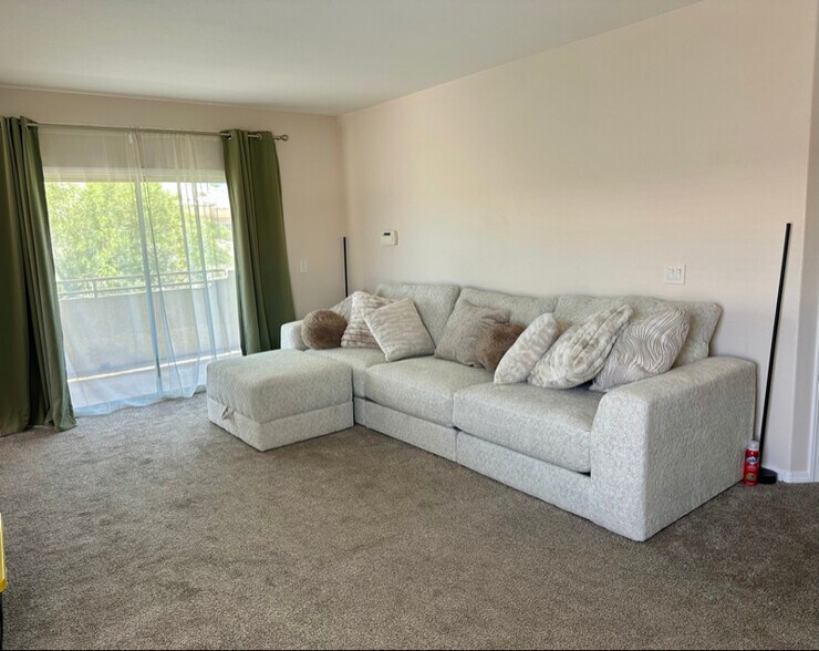 Building Photo - 3602 Pintadas St