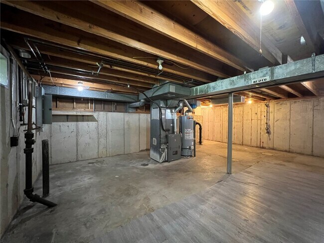 Building Photo - 2510 Woodsage Dr