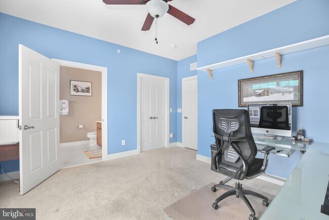 Building Photo - 568 Marina Landing Ln