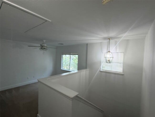 Building Photo - 809 Dragonfly Dr