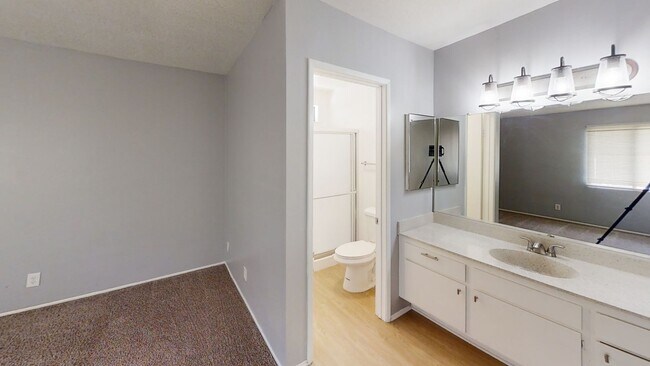 Building Photo - Half off first months Rent. Large 2 Bedroom Redlands Condo Unit Available Now!