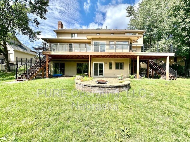 Building Photo - 3447 S 161st Cir
