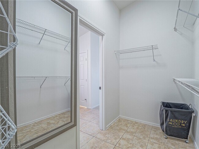 Building Photo - 6832 Rosinwood St