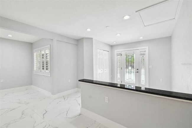 Building Photo - 131 Adalia Ave