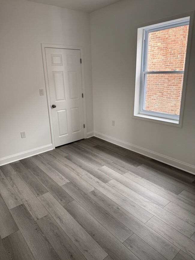 Building Photo - 2101 Gunderson Ave