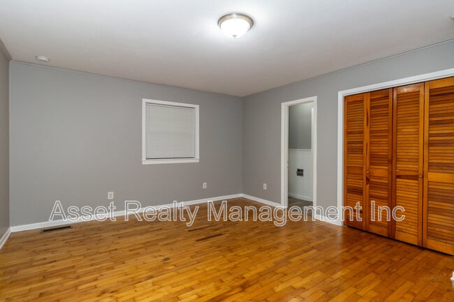 Building Photo - 630 Colonial Dr