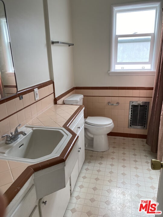 Building Photo - 1020 S Wooster St